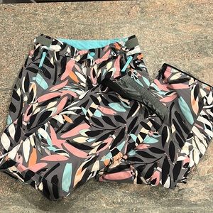 O'Neill Kids Multicolor Leaf Print Snow Pants - Black, Pink, Teal - used once!
